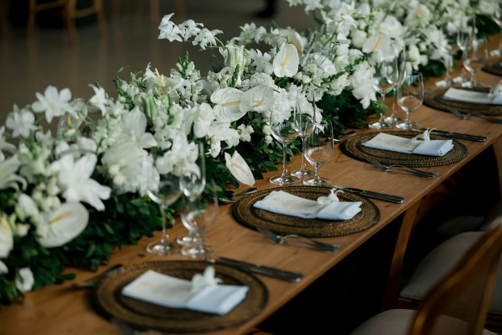 Mesa decorada para matrimonio, imagen referencial